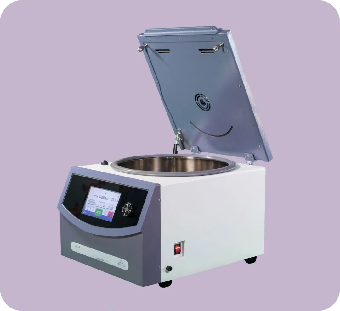 3-20臺(tái)式高速離心機(jī).jpg 3-20臺(tái)式高速離心機(jī).jpg